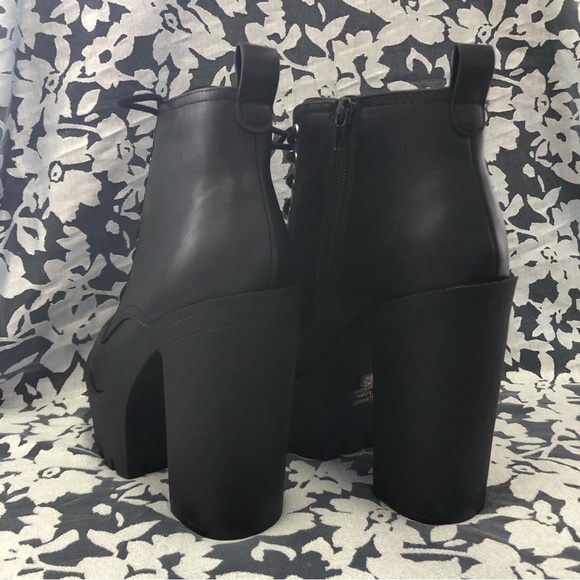 Black Chunky Ankle Boots - Picture 7 of 14
